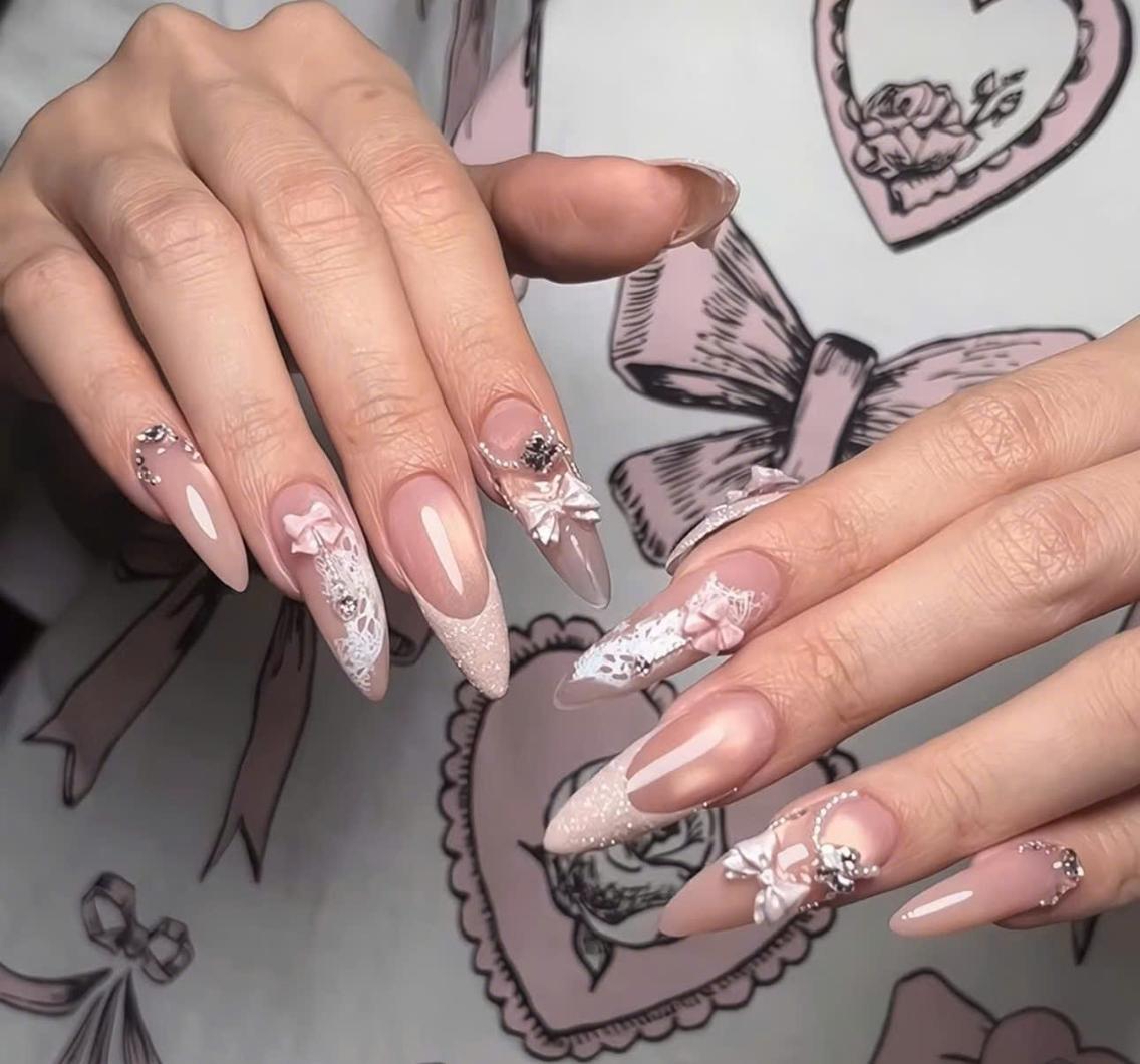 ネイル フレンチネイル ジェルネイル ハロウィン 韓国ネイル マグネットネイル ハンドネイル yuuna hbabynailのネイルデザイン