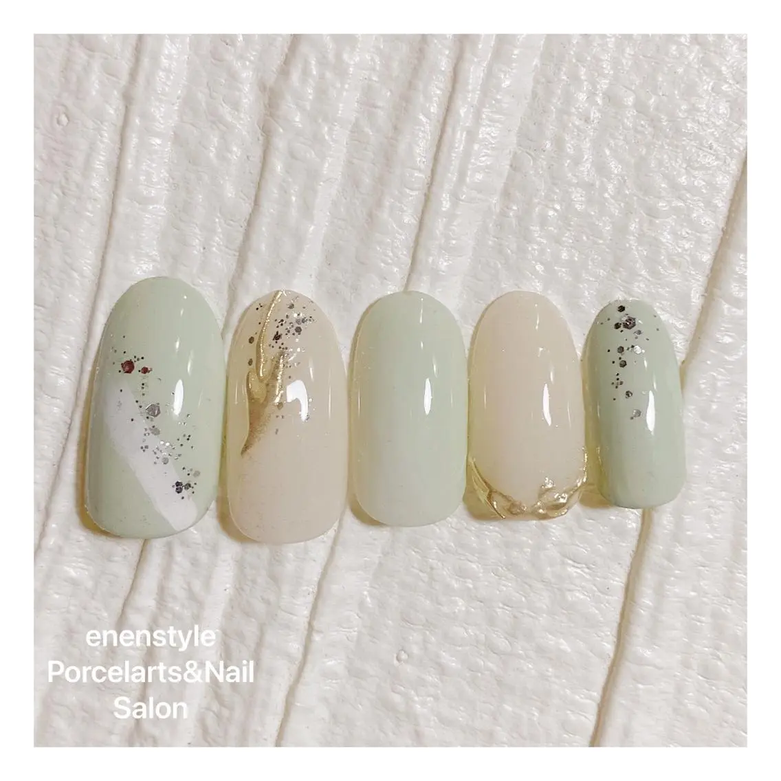 ミディアム ネイル 🐾enen style 🐾のネイルデザイン