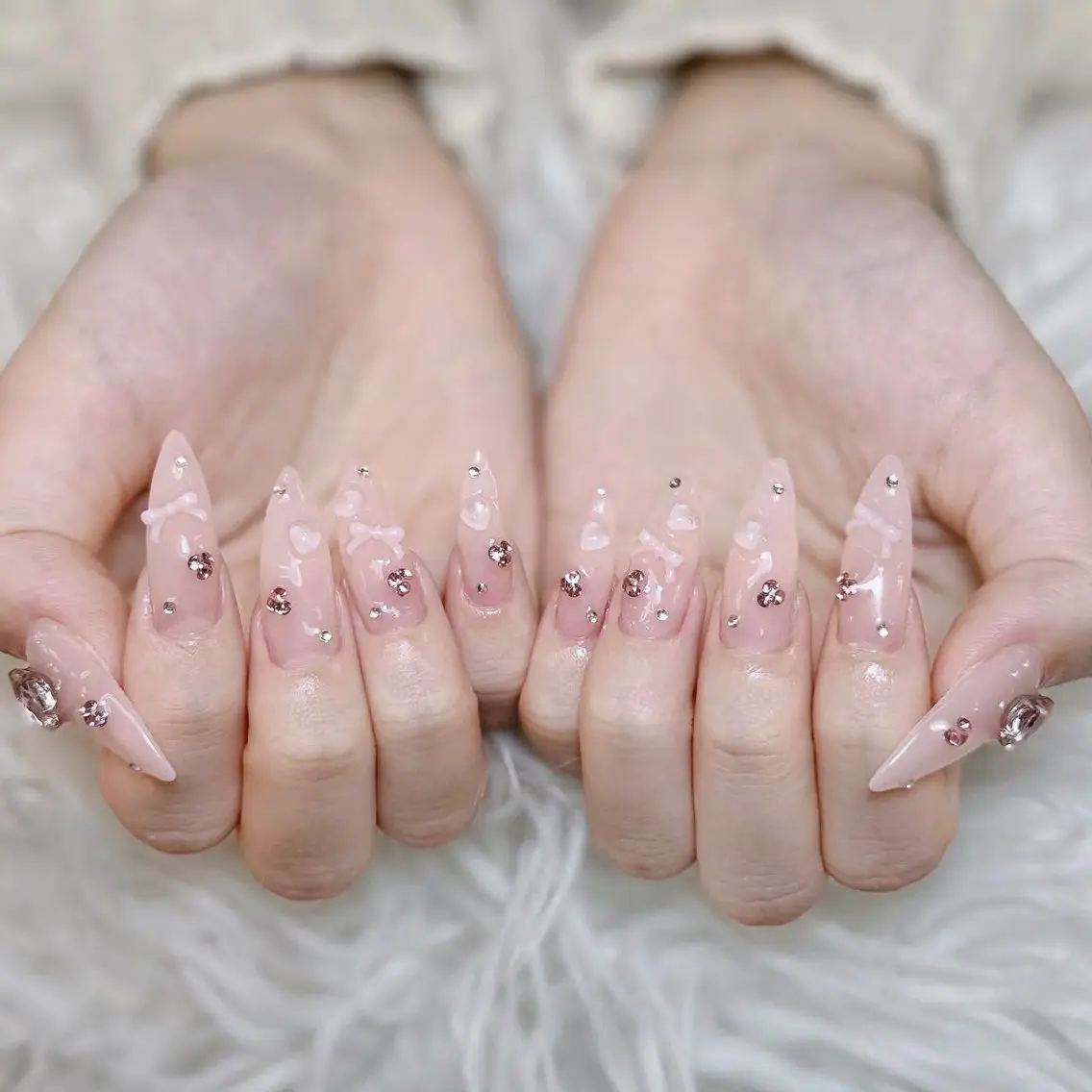 ネイル ハンドネイル ハンドケア Anh Nail 歌舞伎町のネイルデザイン