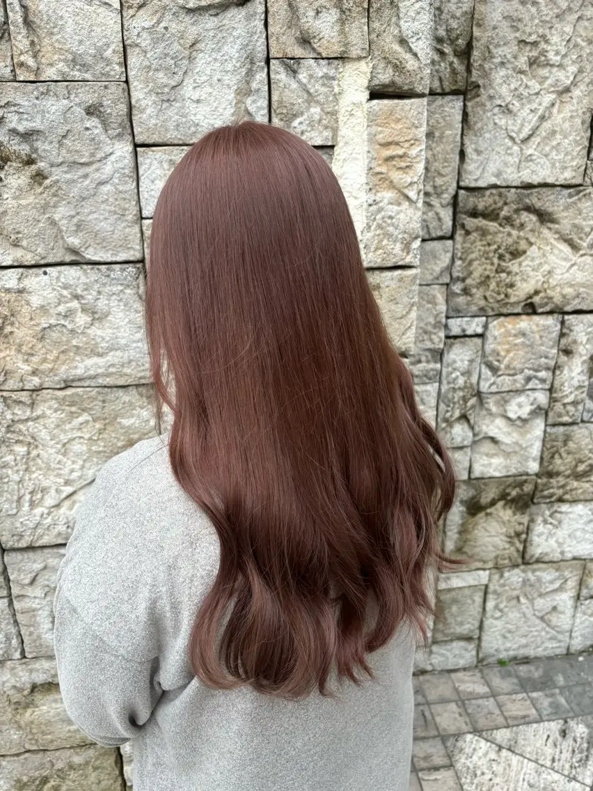 ロング little光の森/ Sayaのヘアスタイル