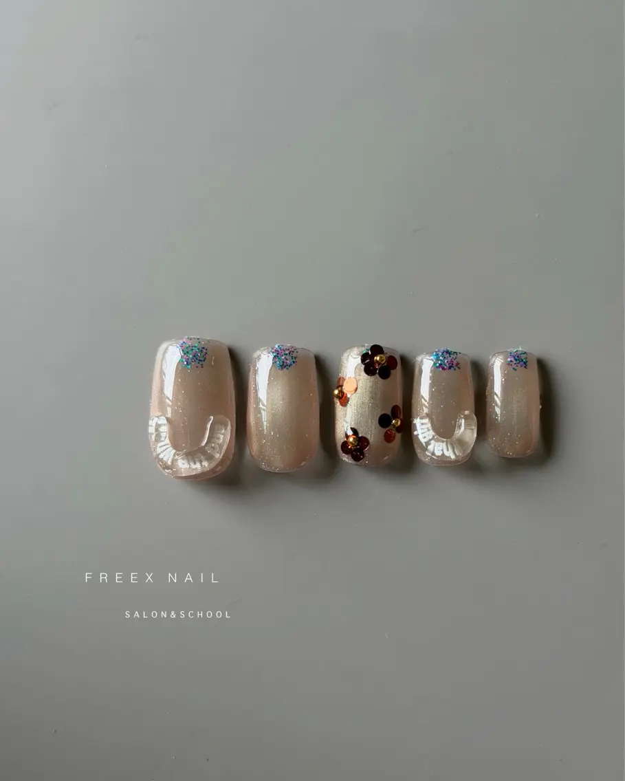 ネイル マグネットネイル ハンドネイル ハンドケア freex nail /ニュアンス/個性派のネイルデザイン