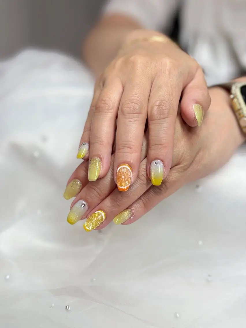 ネイル ハンドネイル MAKI .のネイルデザイン
