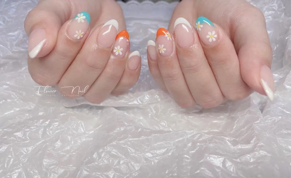 ネイル Flower nailのネイルデザイン