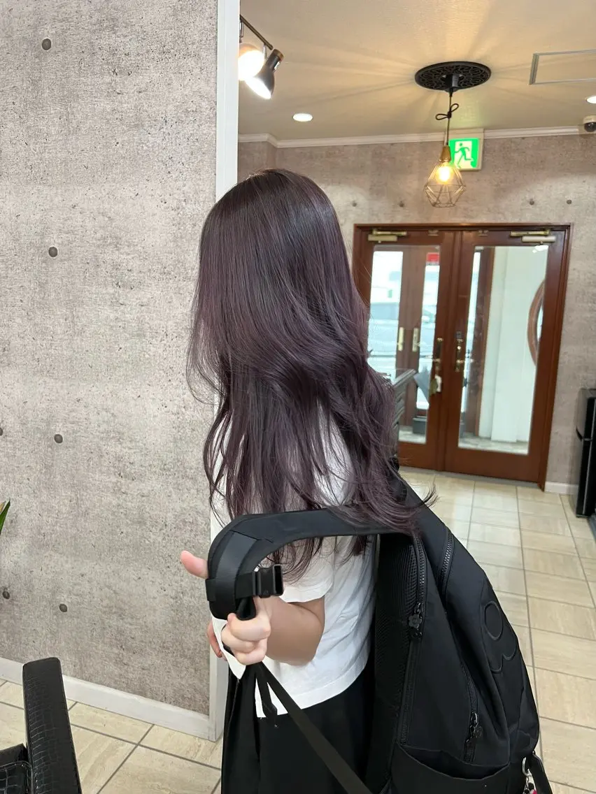 ロング パープルカラー カット ヘアカラー トリートメント MAYU / Raf.のヘアスタイル