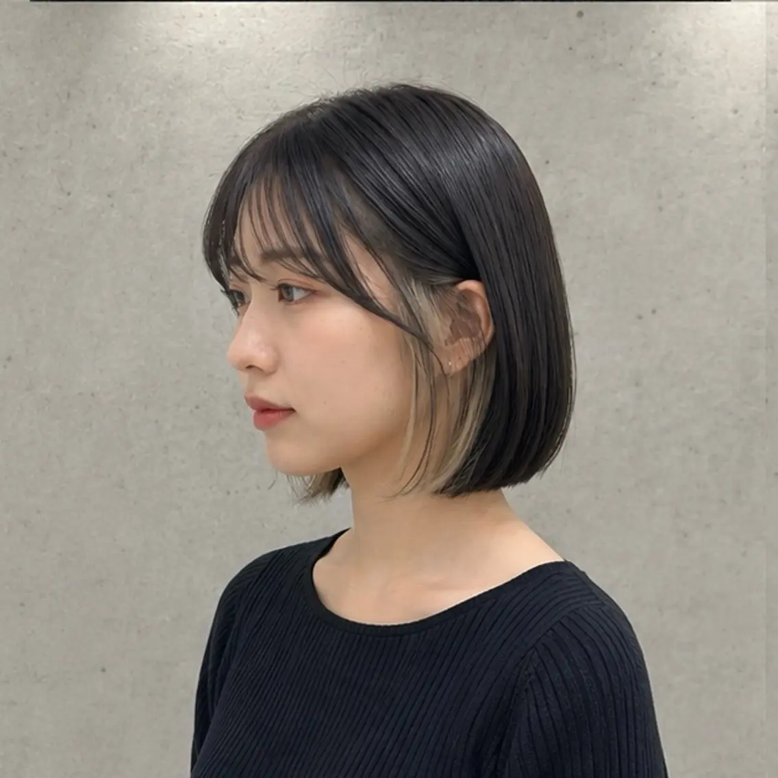 ショート カラー 小島 咲音/艶カラー /レイヤー/縮毛矯正のヘアスタイル