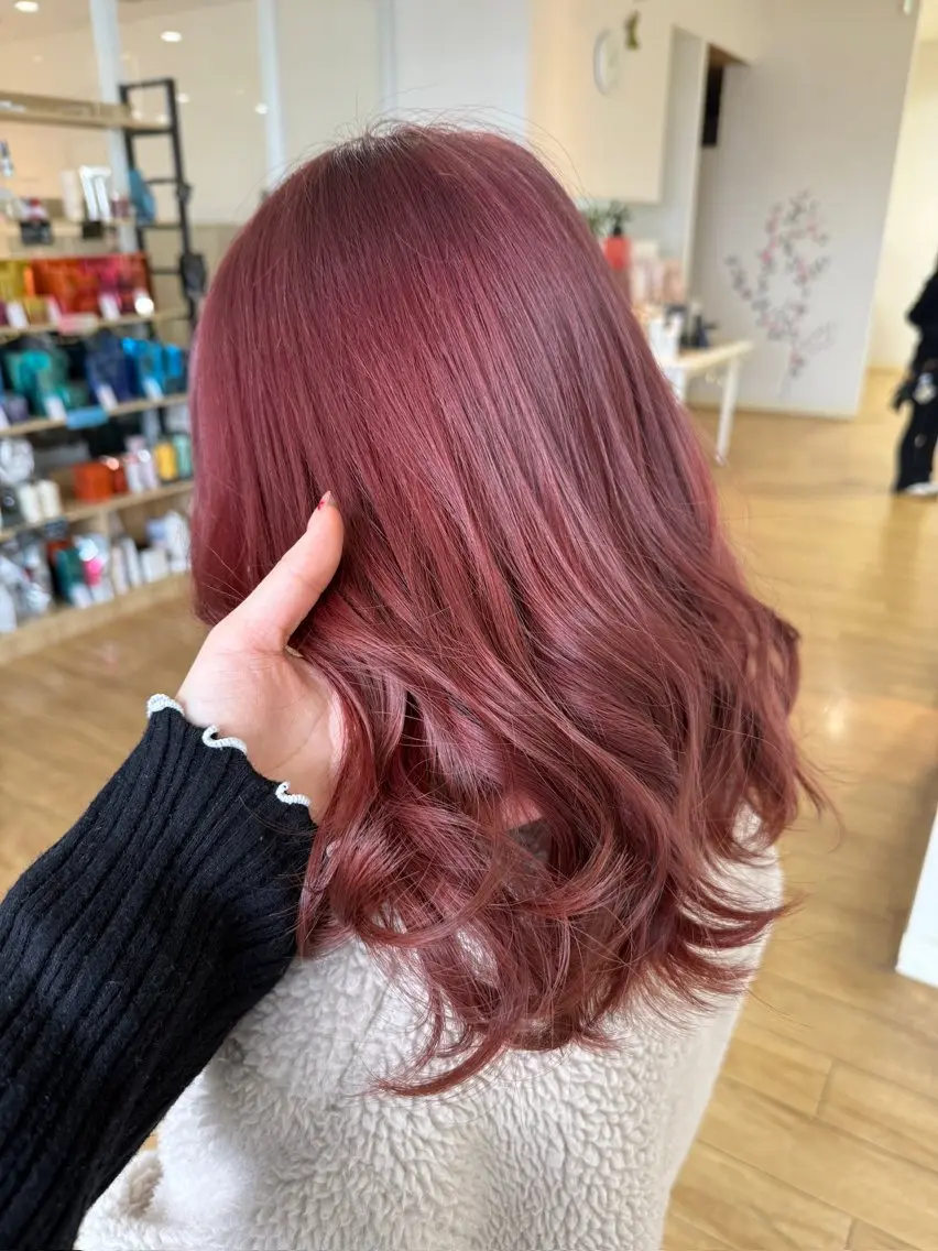 ミディアム カラー ベージュカラー ブリーチ ピンクカラー ピンクベージュ ヘアカラー トリートメント 鹿児島 聖来のヘアスタイル