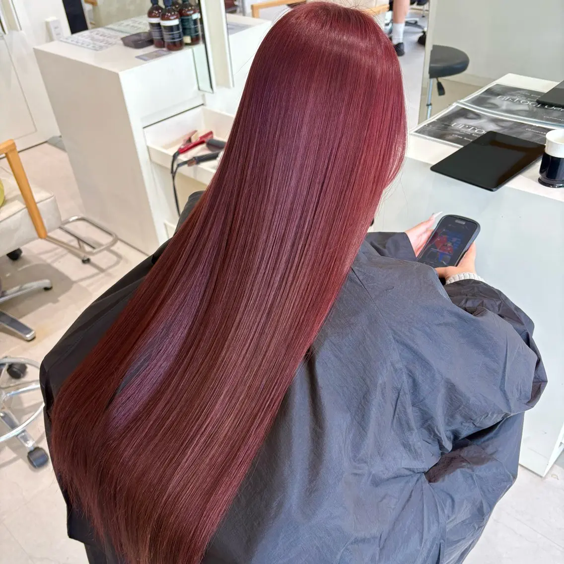 ロング カラー レッドカラー カット ヘアカラー トリートメント coto かつみひろこのヘアスタイル