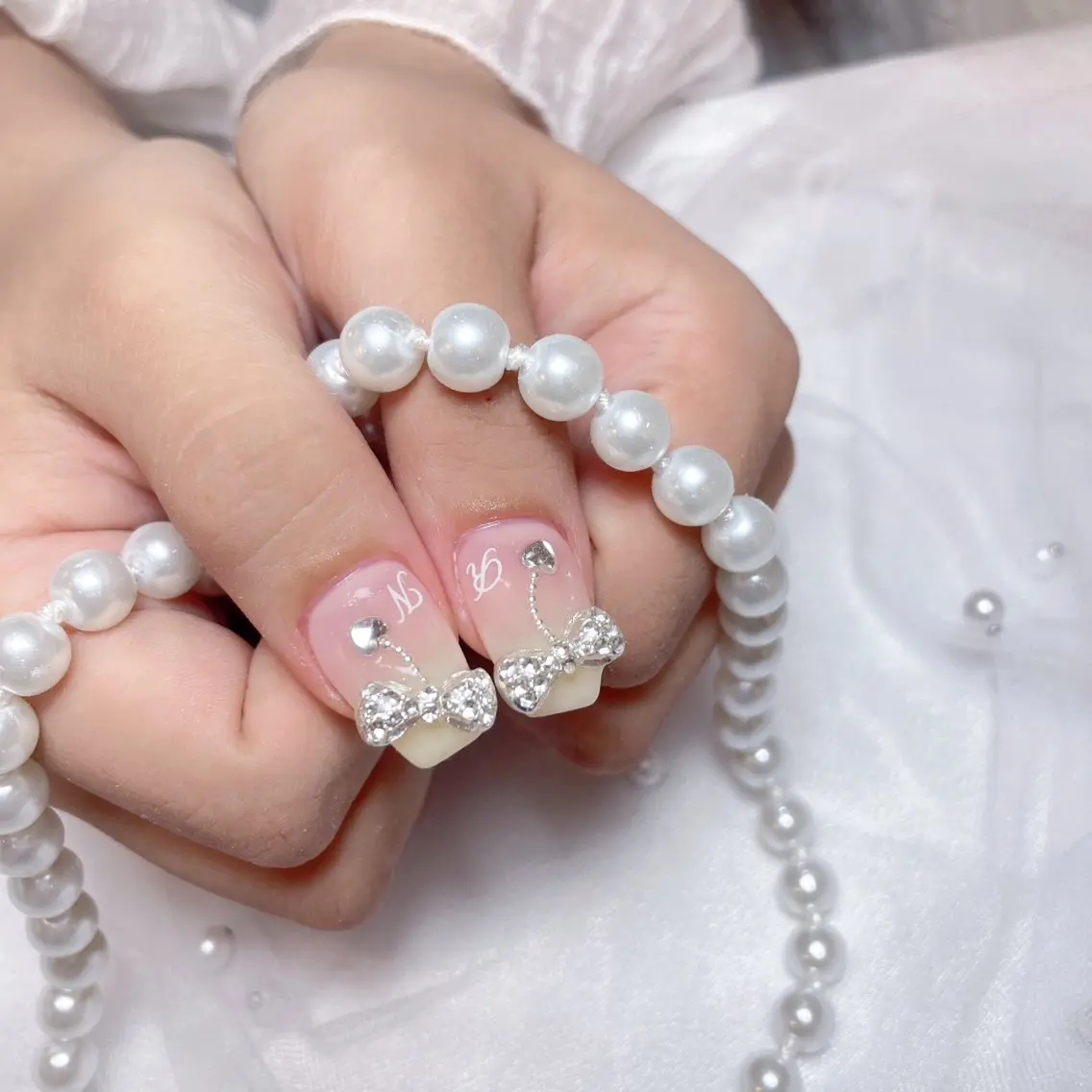 ネイル フットネイル フレンチネイル ジェルネイル ガーリー グラデーション ハンドネイル D.d Nail Moeのネイルデザイン