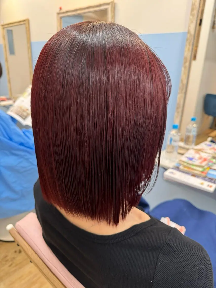 ショート カラー ブリーチ カット ヘアカラー かりん 🤍のヘアスタイル