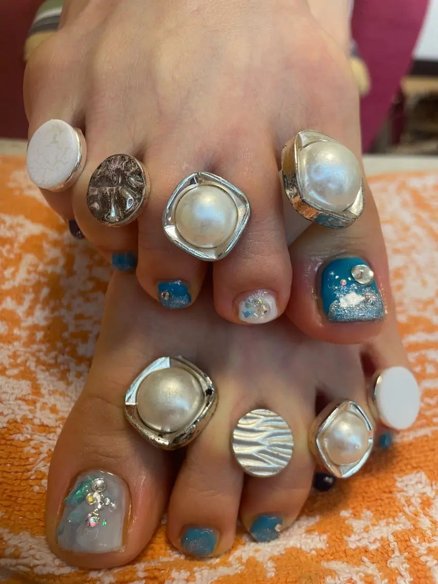ネイル ブルー フラッシュネイル フットネイル ジェルネイル マグネットネイル NAIL★M 真紀のネイルデザイン