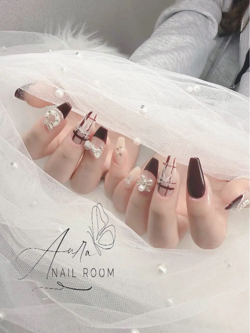 ネイル 持ち込み Aura Nail Roomのネイルデザイン