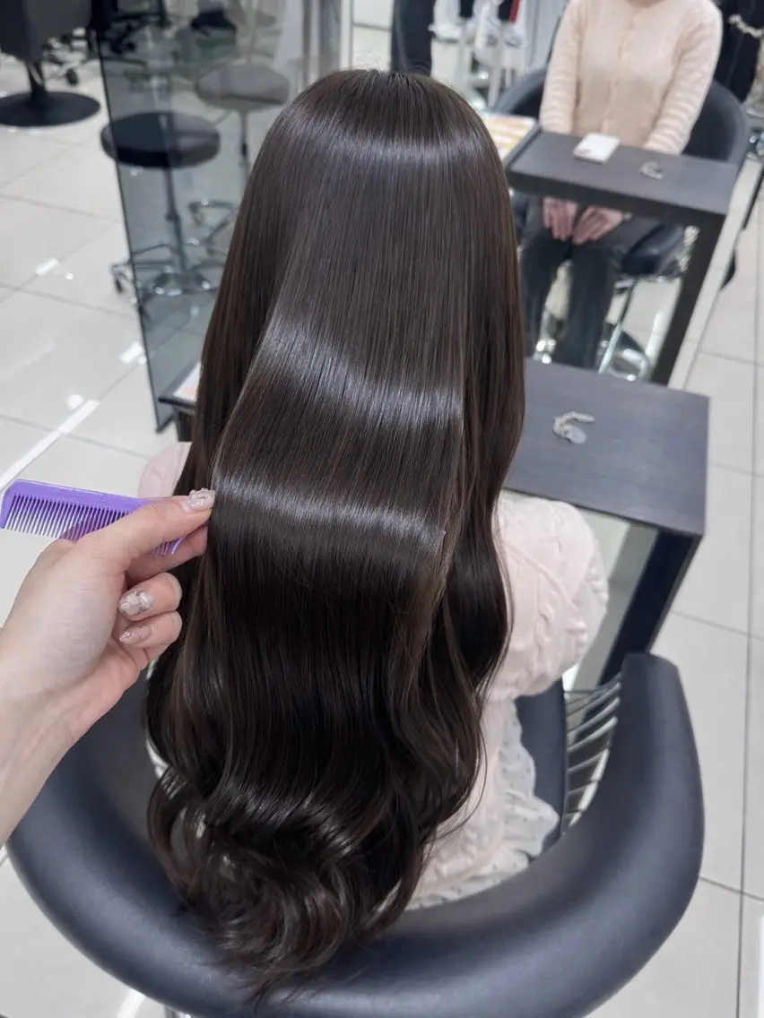ロング カラー ヘアカラー トリートメント 菅原 絆のヘアスタイル