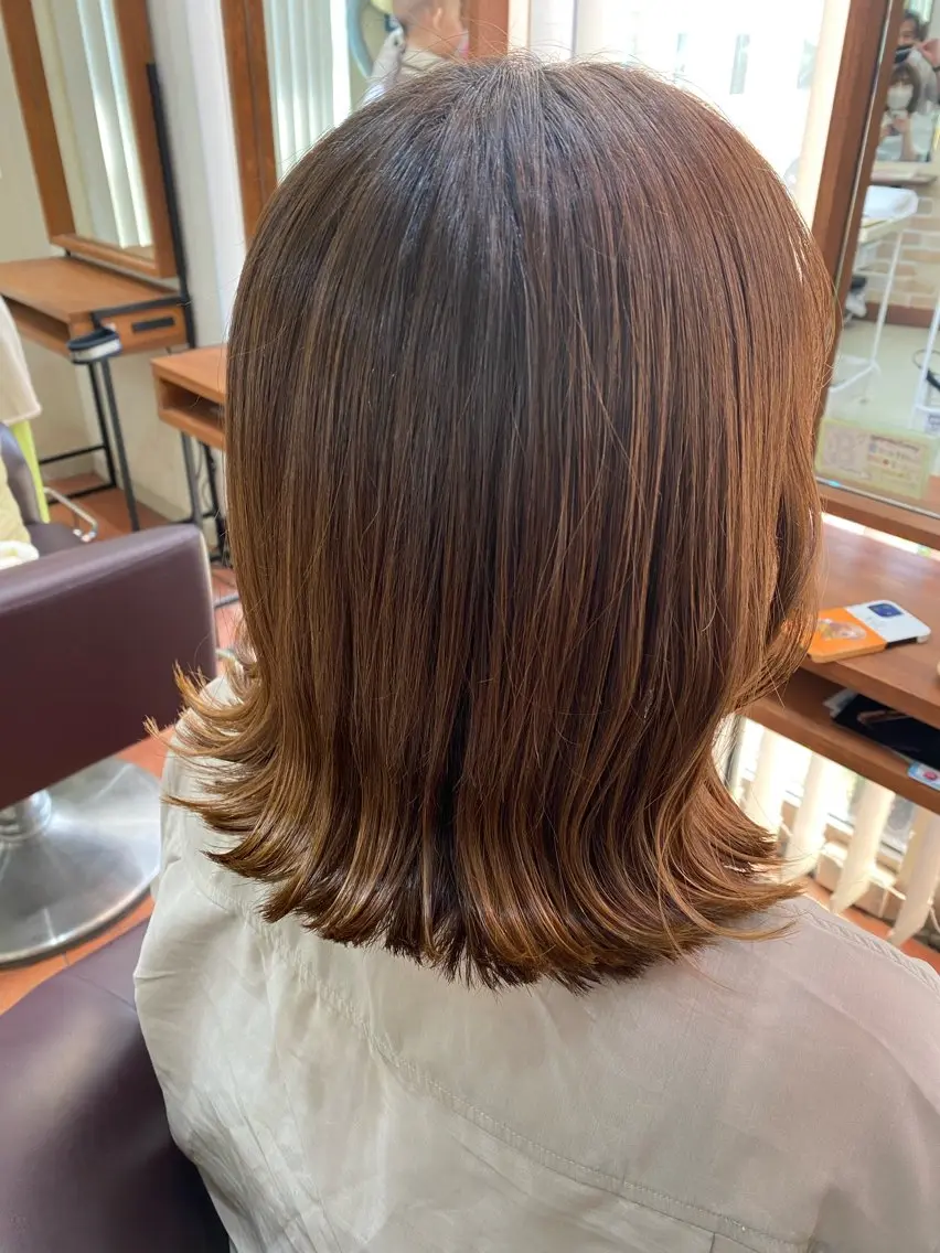 ミディアム カラー ボブ 外ハネヘア カット ヘアカラー SET-UP美和店 松井　柚葉のヘアスタイル