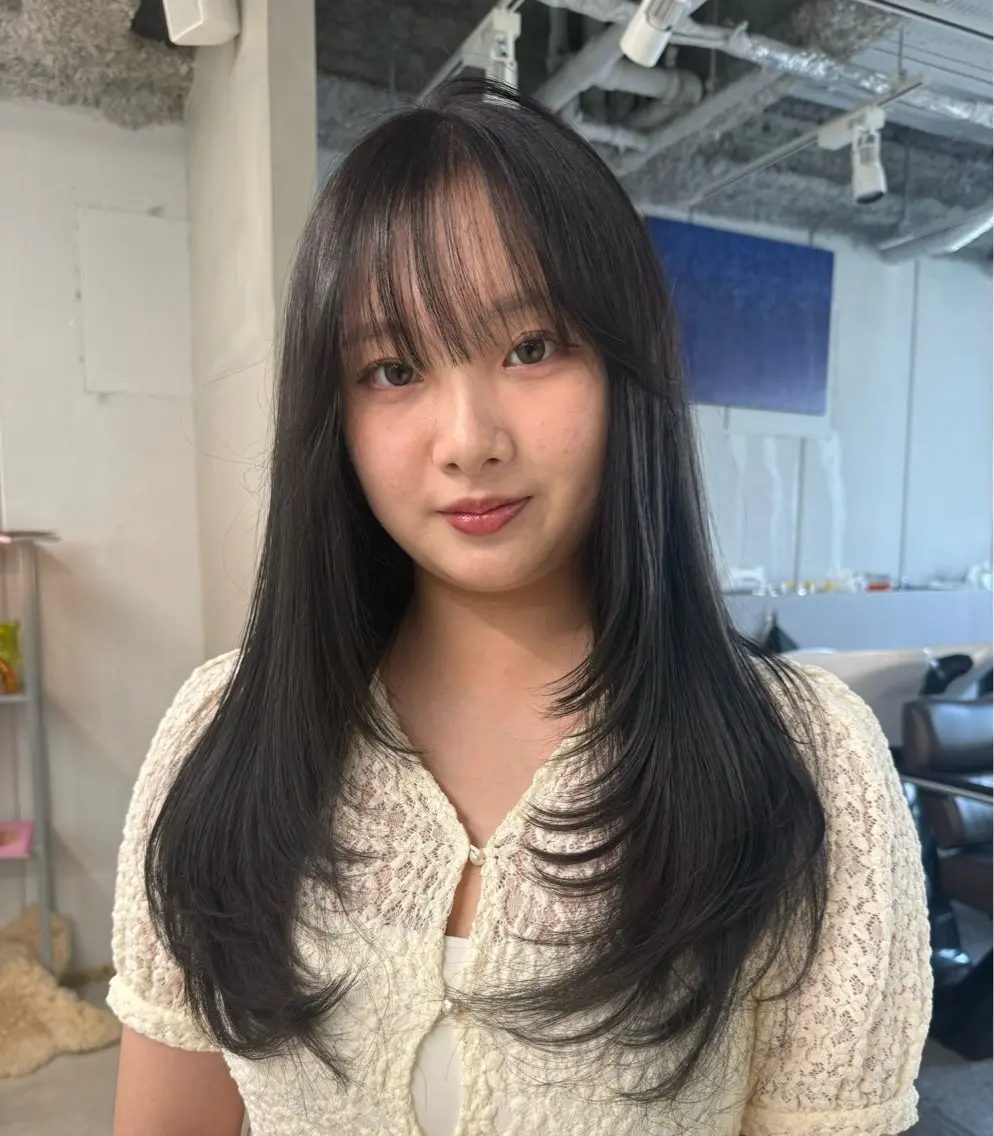 ロング カット fev Yumaのヘアスタイル