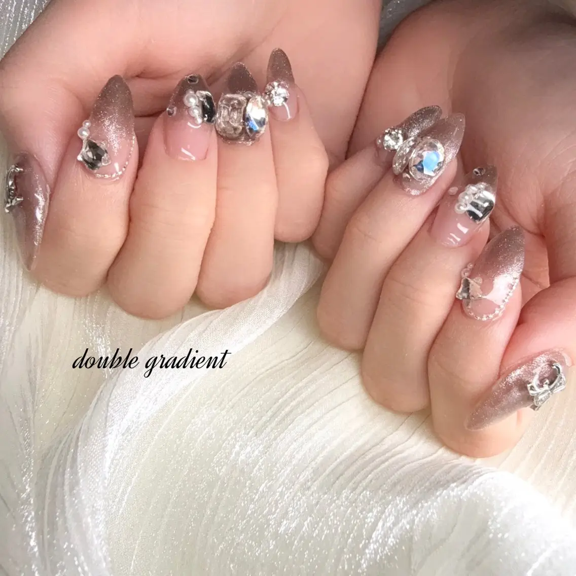 ネイル グラデーション Rnail. misatoのネイルデザイン
