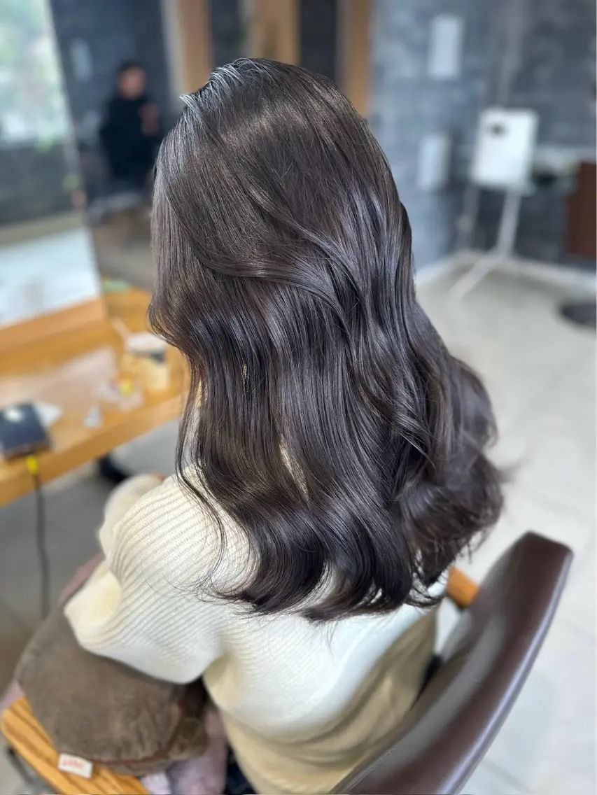 ロング カラー アッシュ アッシュグレー アッシュグレージュ 透明感カラー グレージュ 🤍透明感カラー🤍 るなのヘアスタイル