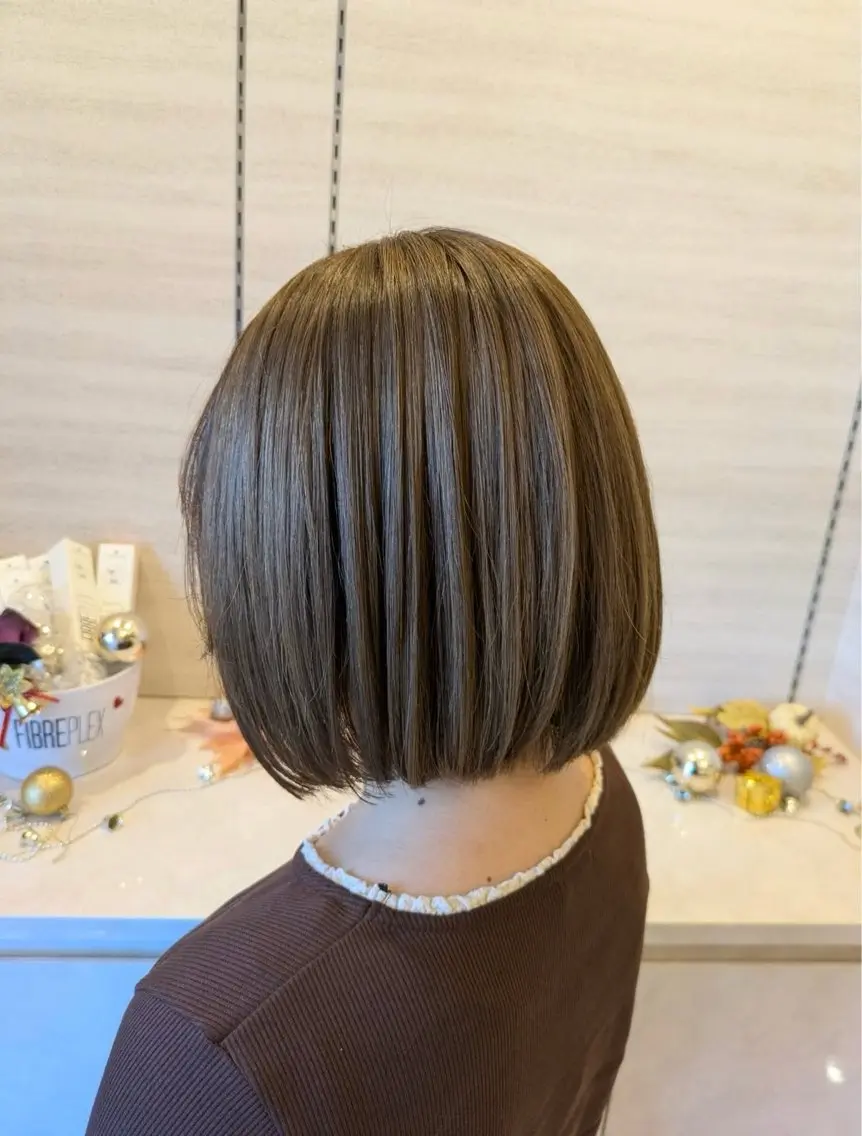 ショート ボブ GRANDEUR natsukiのヘアスタイル