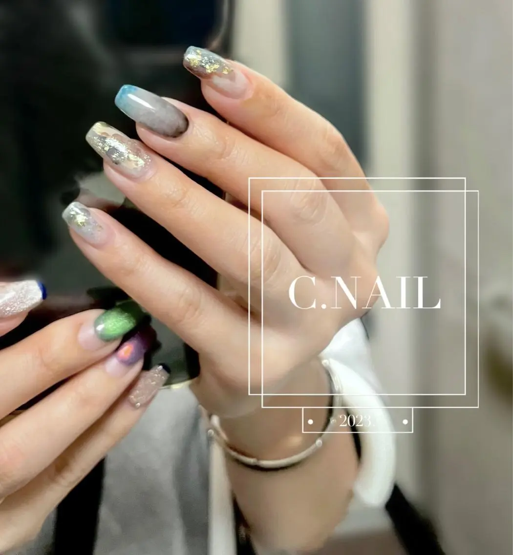 ネイル フットネイル フレンチネイル ジェルネイル キラキラネイル マグネットネイル C.Nail &Eyeのネイルデザイン