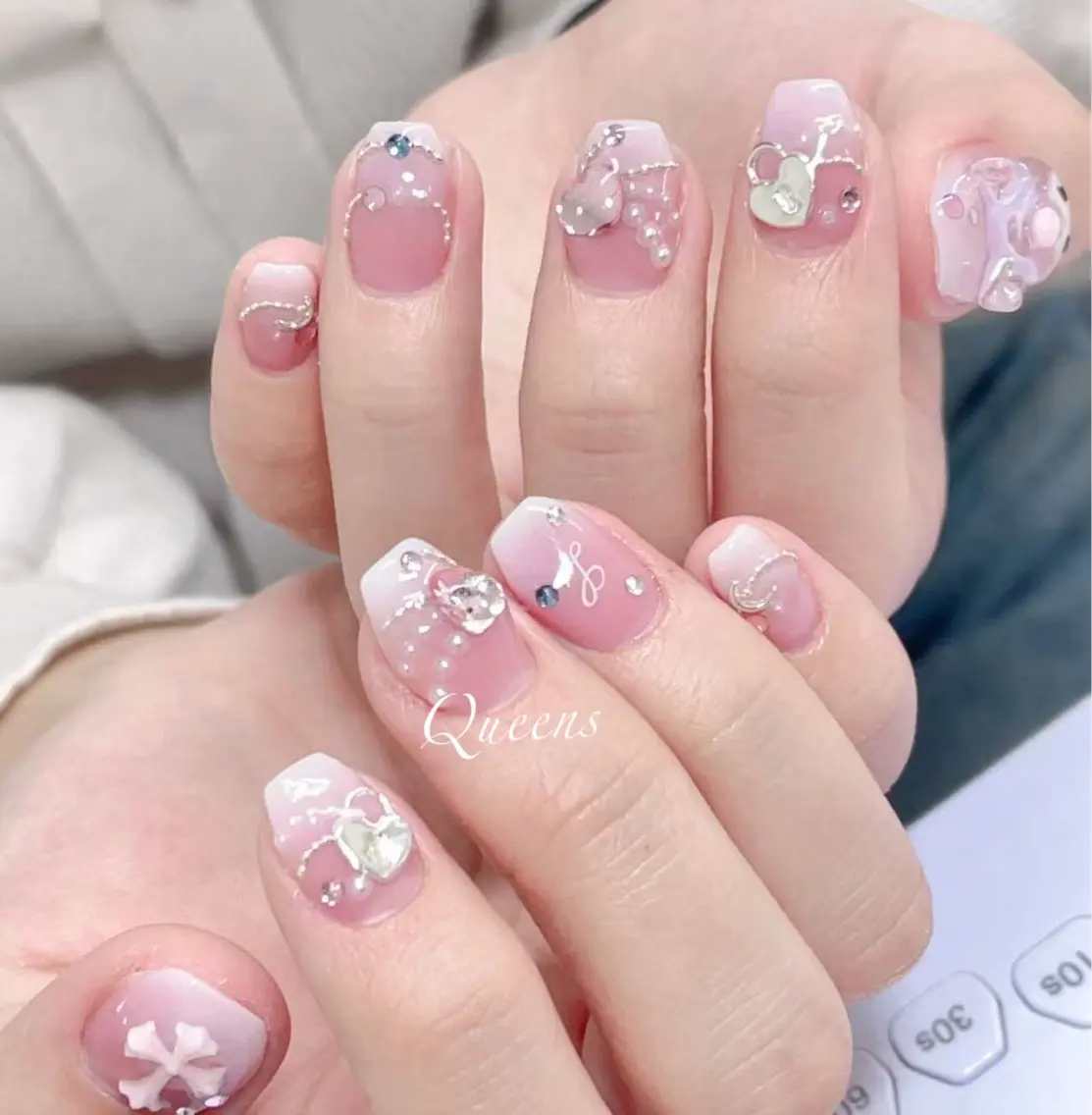 ネイル ハンドネイル Queens マオのネイルデザイン