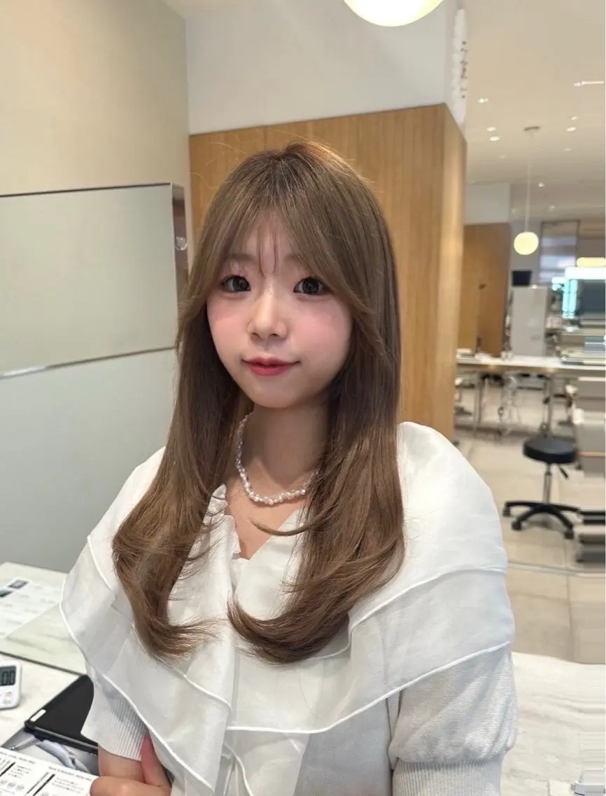 ロング カラー ヘアカラー トリートメント 🍑韓国風レイヤー 🍑莉子のヘアスタイル