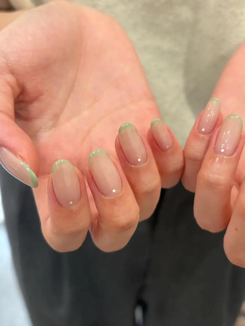 ネイル フレンチネイル ハンドネイル 【 Lea's 】 kaedeのネイルデザイン