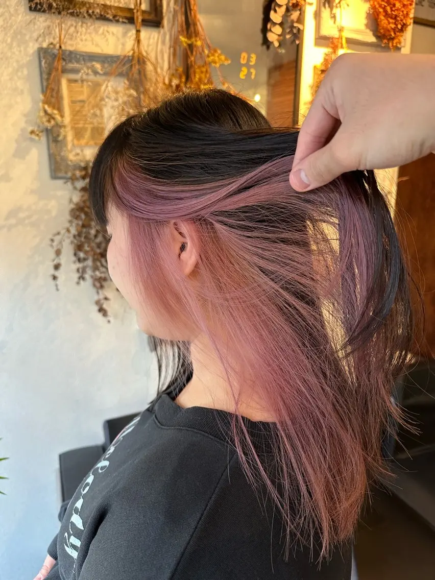ロング カラー インナーカラー ラベンダーカラー ピンクカラー ピンクラベンダー ヘアカラー 💜推しインナー カラー/菊池柊真💜のヘアスタイル