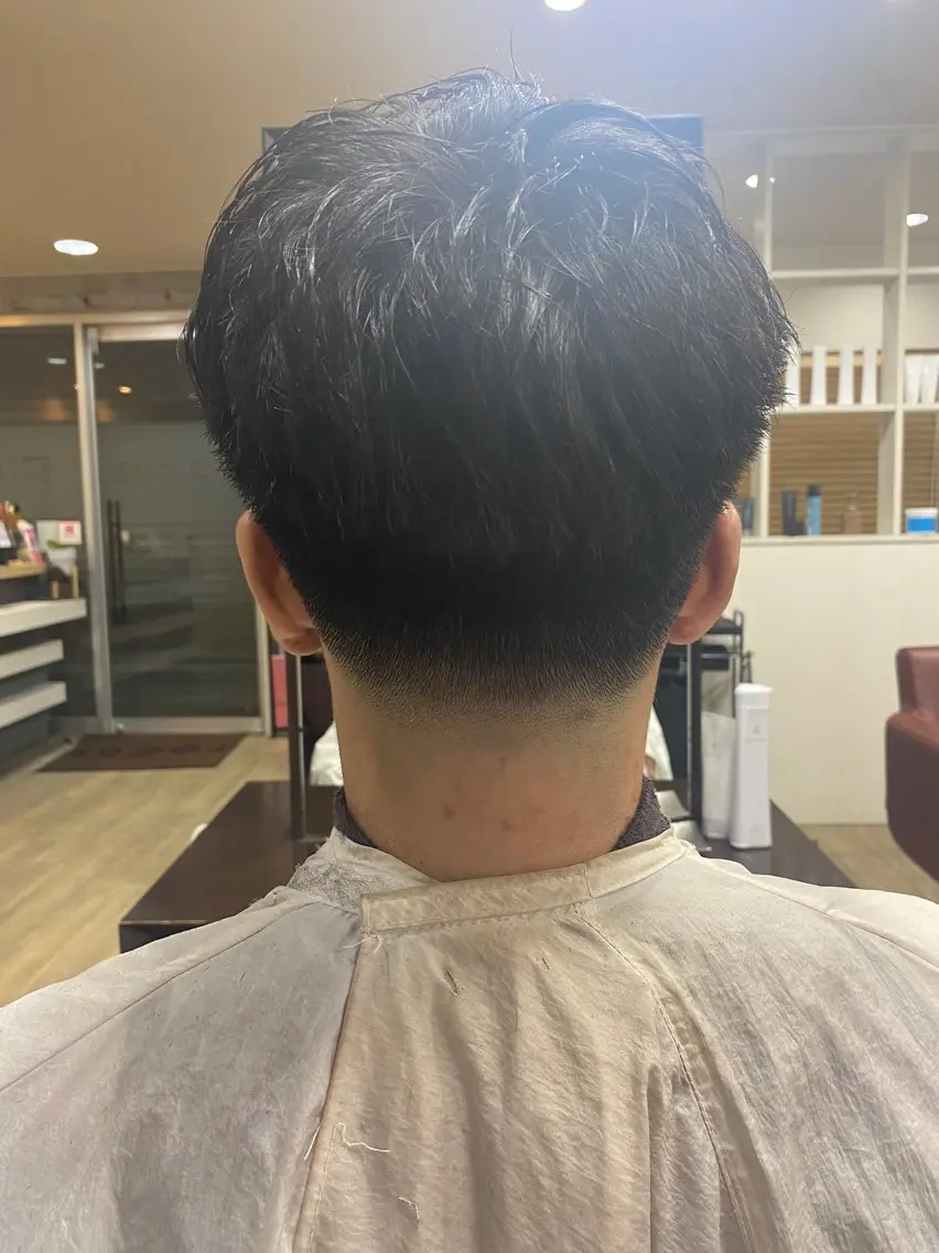 ショート メンズ フェードカット 中野 一哉のヘアスタイル