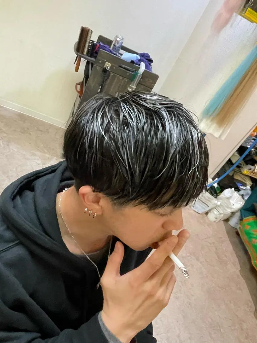 ドライカット（カットのみです）フレンチカットにてお客様の骨格等利用して似合わせます。スパイキーショート、レイヤーカットの写真