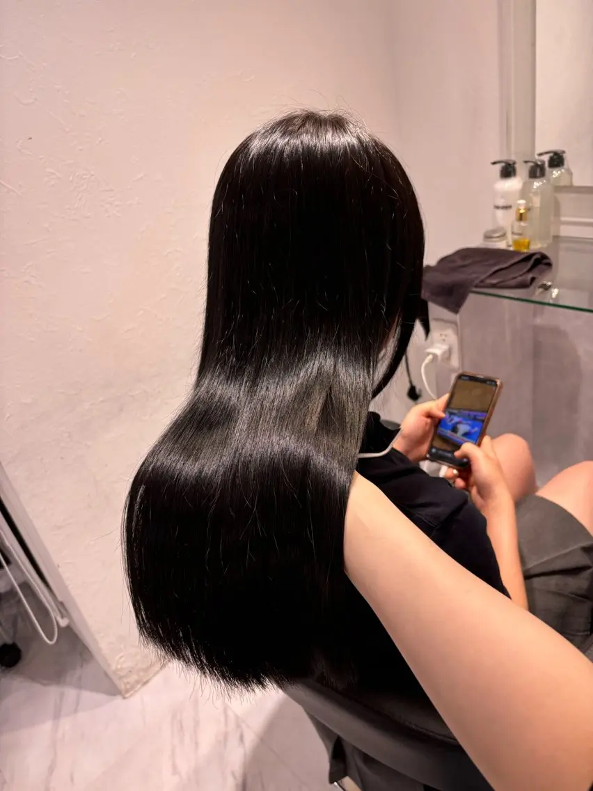ロング カラー 表参道♡暗髪♡ 艶カラー♡アユミのヘアスタイル