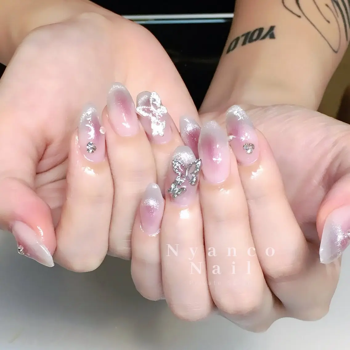ネイル チークネイル フレンチネイル ジェルネイル キラキラネイル マグネットネイル Nyanco Nailのネイルデザイン
