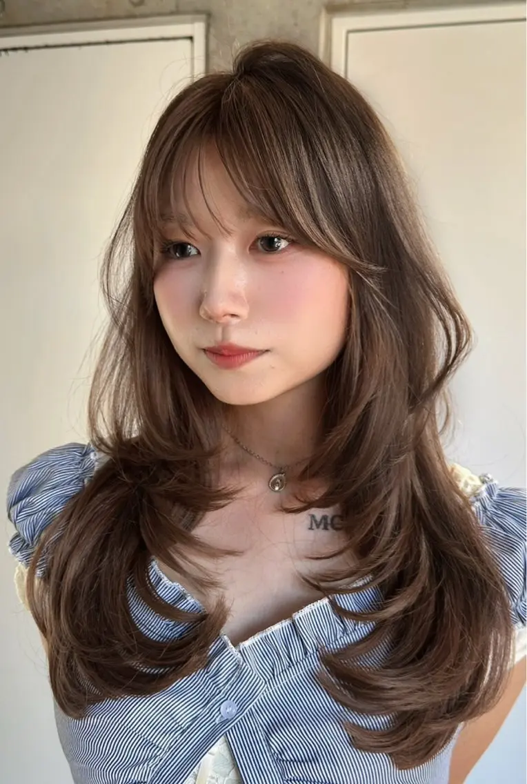 ロング カラー ブリーチ ケアカラー ブリーチなしカラー 髪質改善 韓国風ヘア カット ヘアカラー トリートメント ヘアセット 韓国風レイヤーカラー ライムのヘアスタイル