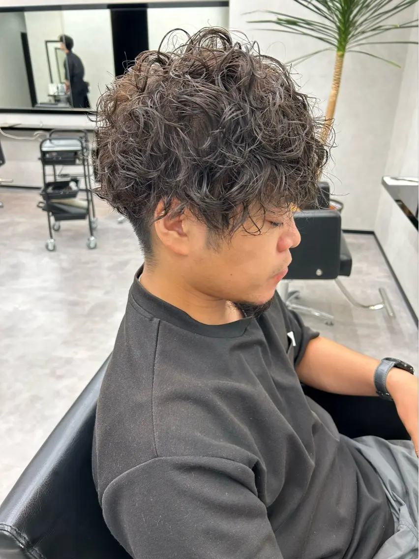 ショート パーマ メンズ メンズパーマ メンズスパイラルパーマ スパイラルパーマ カット パーマ ナカジマ ナナのヘアスタイル