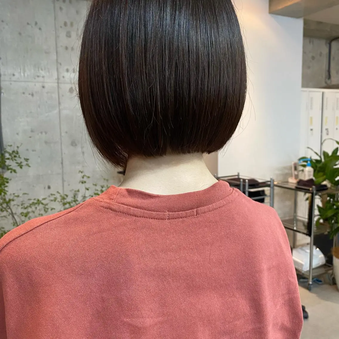 ショート カラー ヘアアレンジ 美髪矯正 韓国レイヤーのヘアスタイル