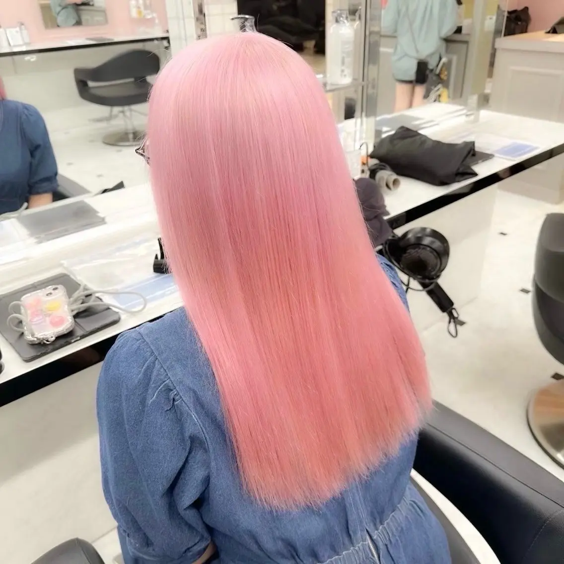 ロング カラー ヘアアレンジ ヘアカラー トリートメント ヘッドスパ ヘアセット ウルフカット×ハイ トーン職人🤍ゆうひのヘアスタイル