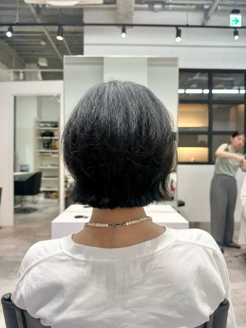 ミディアム ボブレイヤー ボブ くびれヘア レイヤーカット カット ショートカット🧸 ごとうさなのヘアスタイル