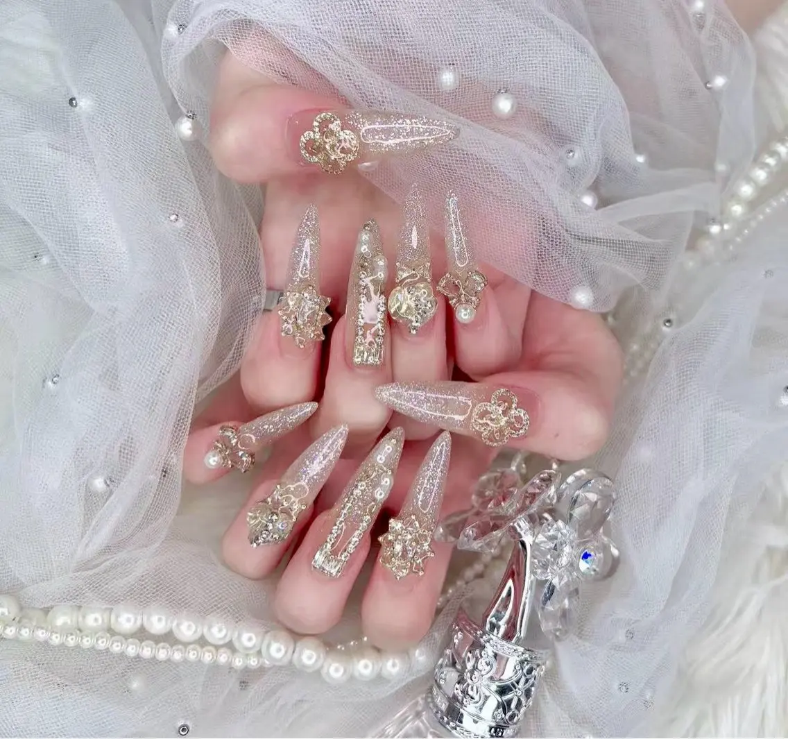 ネイル R salonのネイルデザイン
