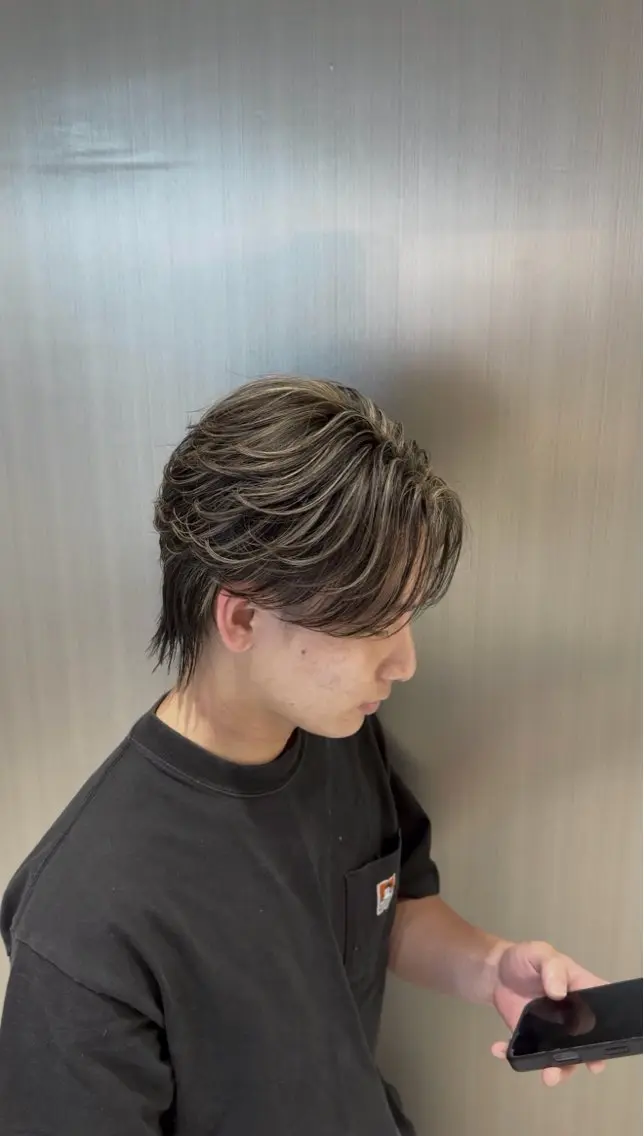 ショート カラー メンズ メンズハイライト ハイライトカラー ハイライト カット ヘアカラー フェザー/韓国ヘア/ メンズパーマ〜悠輔〜のヘアスタイル
