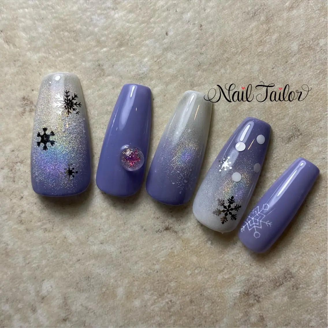 ネイル グラデーション ワンカラーネイル 冬ネイル クリスマス NailTailor ネイルテイラーのネイルデザイン