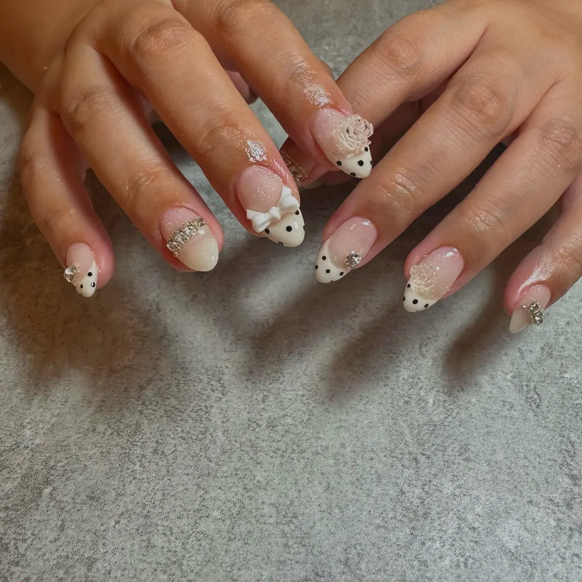 ネイル フレンチネイル マグネットネイル 持ち込み ハンドネイル nailsalon nuit.のネイルデザイン