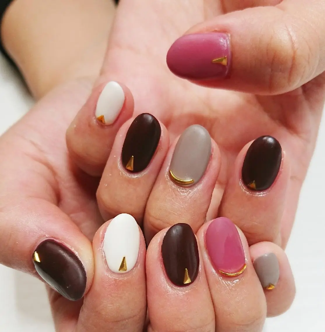 ネイル マットネイル Lilith Nailのネイルデザイン