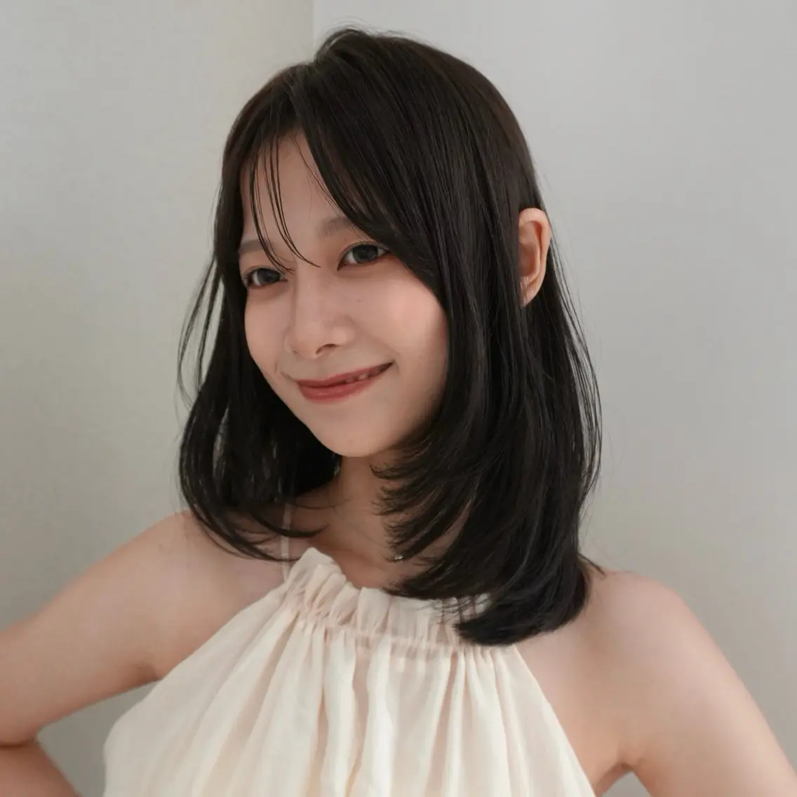 ミディアム レイヤーカット 【期間限定0円🪽】 ミディアムカット✂️のヘアスタイル
