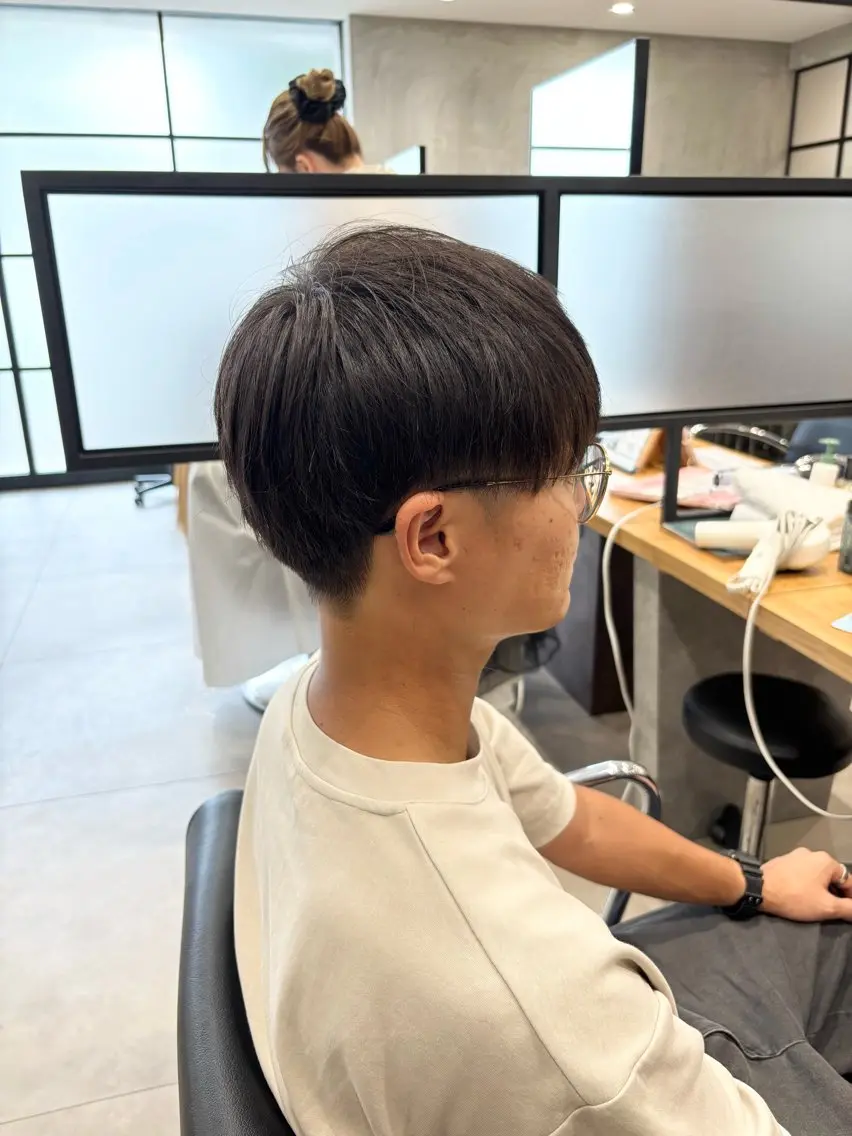 メンズ マッシュ ツーブロック カット 花城 沙也加のヘアスタイル