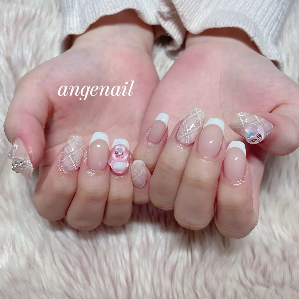 ネイル ハンドネイル オーナーネイリスト MAKIのネイルデザイン