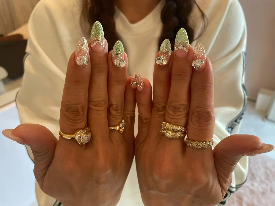 ネイル ♡ビジュール♡ NAIL &まつ毛のマツエク・マツパデザイン