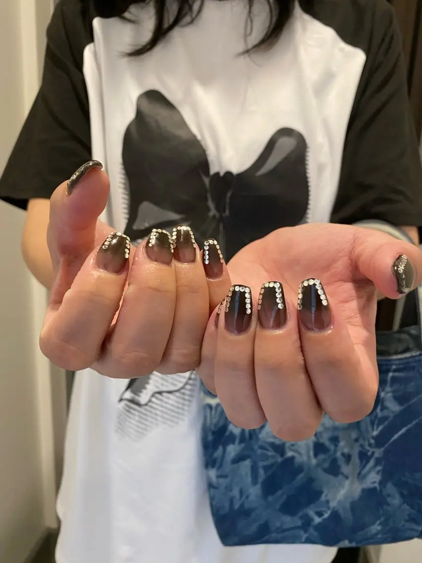 ネイル グラデーション ストーンネイル KAONAIL 入間店【rio】のネイルデザイン