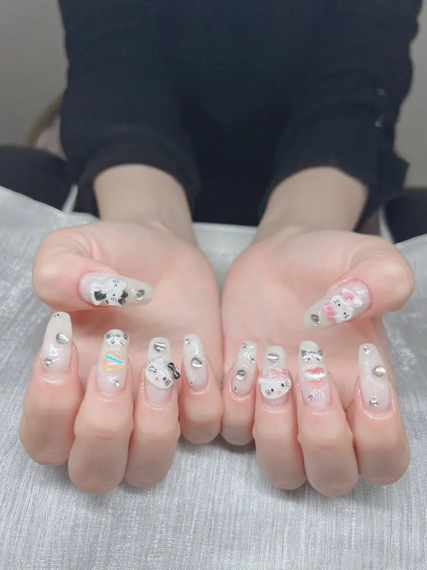 ネイル オーロラネイル チークネイル 長さ出し フットネイル フレンチネイル Lee Nails チップ長さだし専門店のネイルデザイン