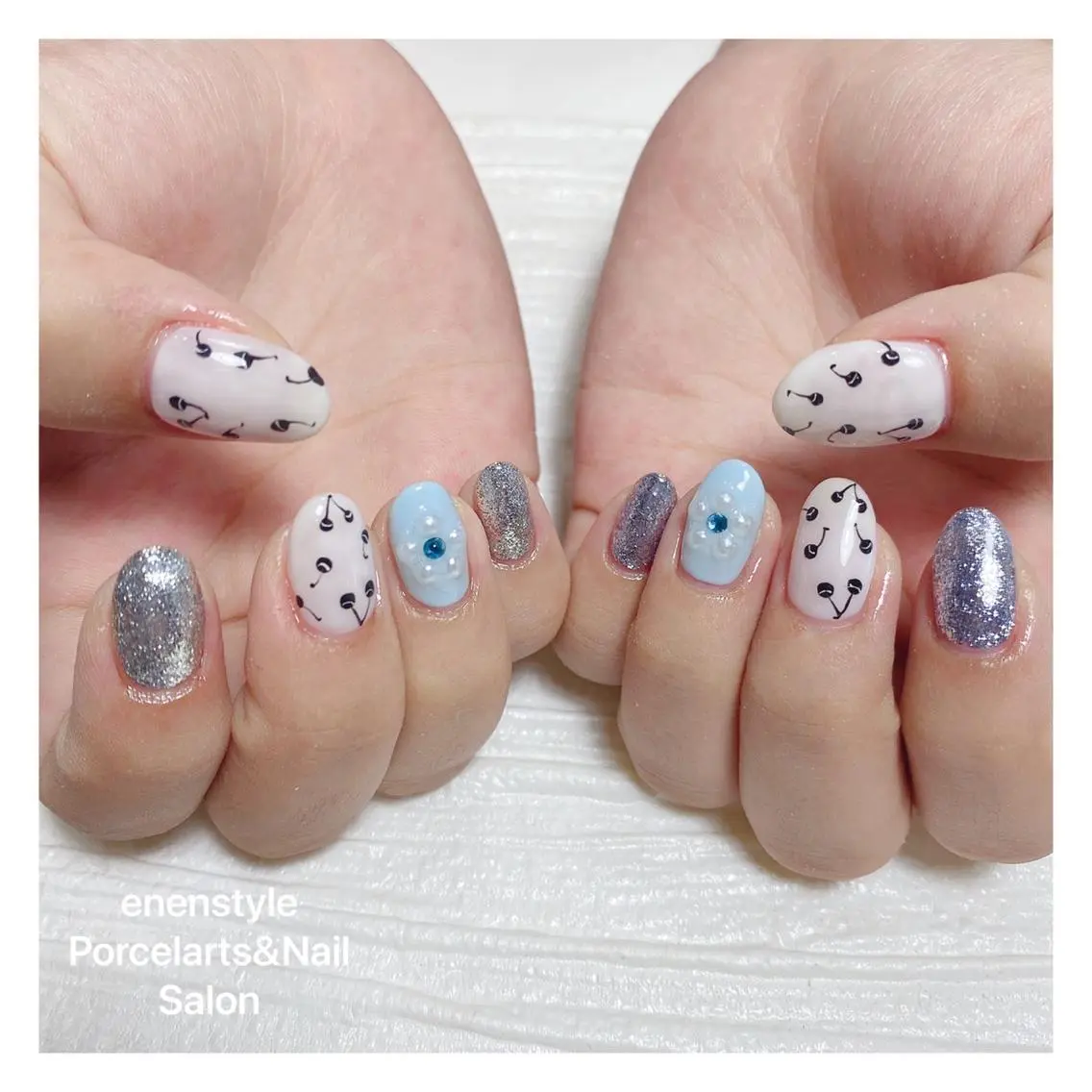 ミディアム ネイル ハンドネイル 🐾enen style 🐾のネイルデザイン