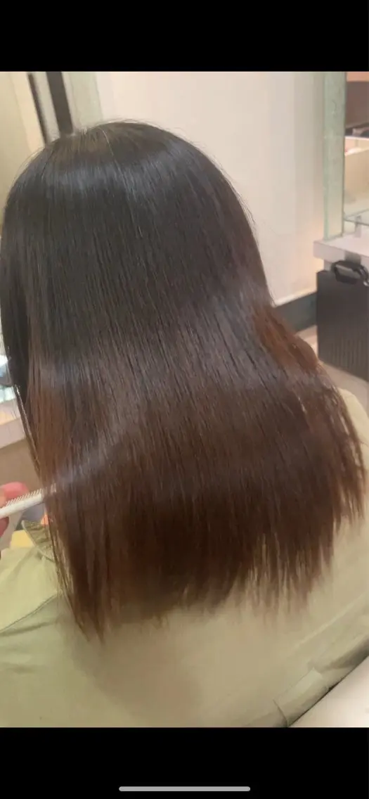 セミロング 髪質改善 阿部 祥大のヘアスタイル
