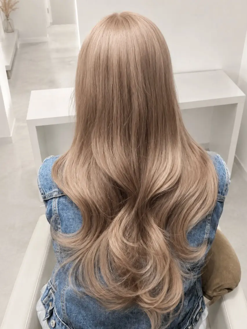 ロング カット ヘアカラー 🍒ベージュ×エンド カラー🍒まゆかのヘアスタイル