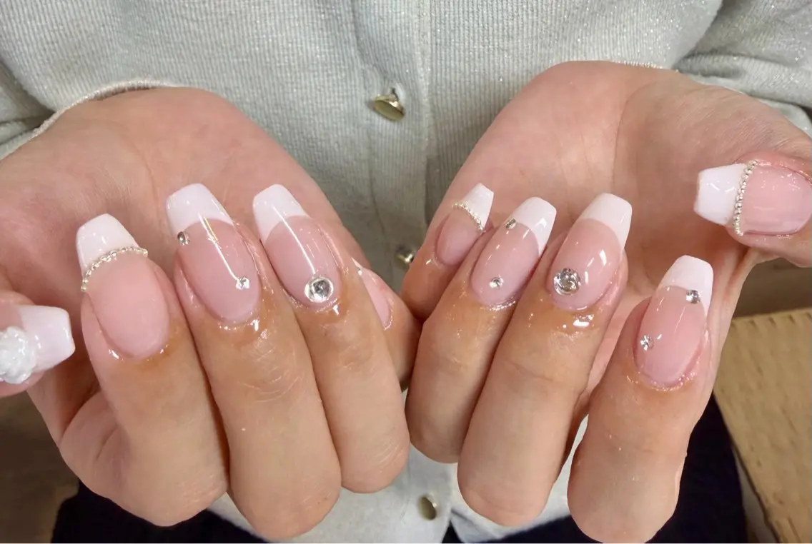 ネイル ハンドネイル 新井 風花のネイルデザイン